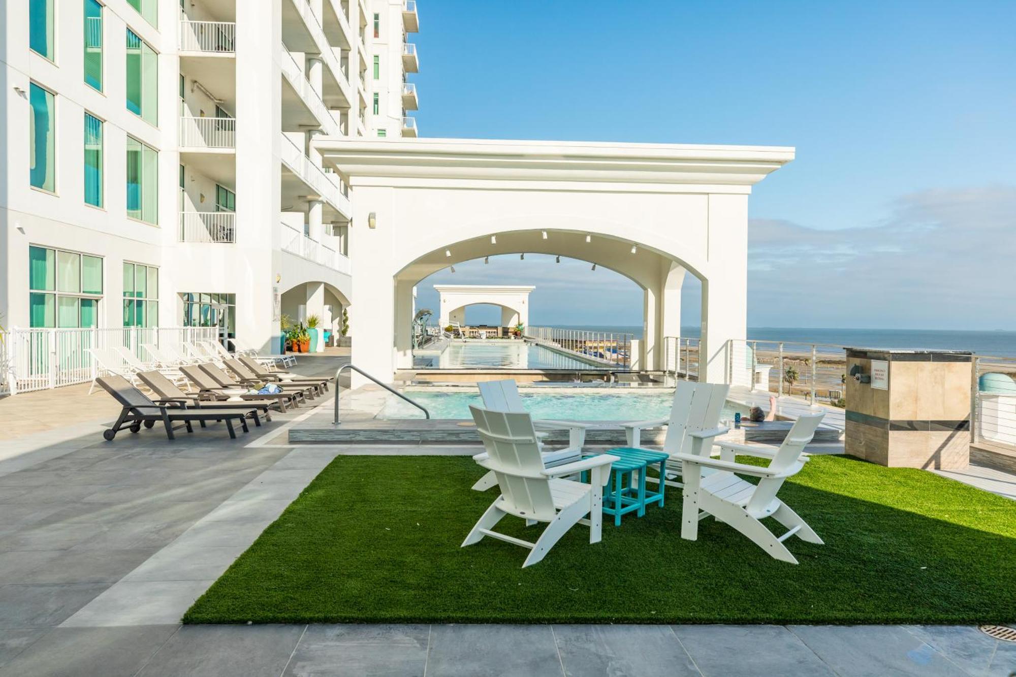 Emerald By The Sea Retreat Galveston Ruang foto